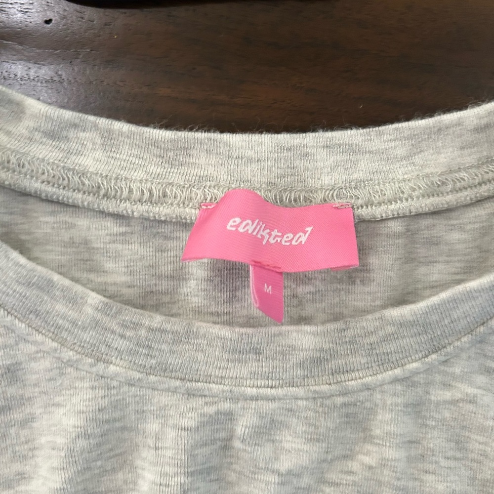 Edikted Light Gray T-shirt